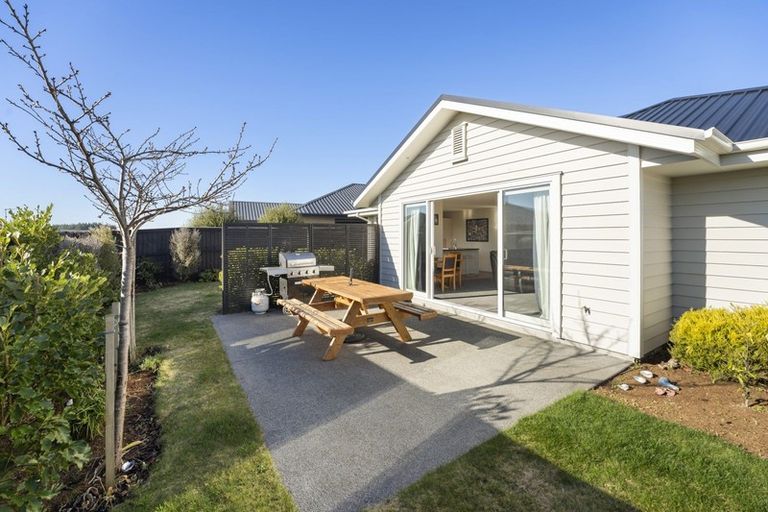 Photo of property in 40 Sutherland Drive, Kaiapoi, 7630