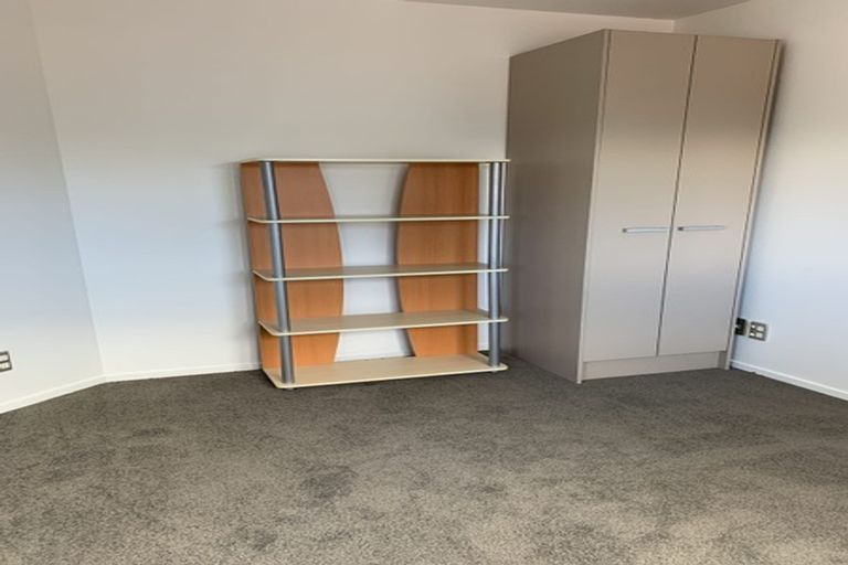 Photo of property in Hobson Heights Apartments, 6f/208 Hobson Street, Auckland Central, Auckland, 1010