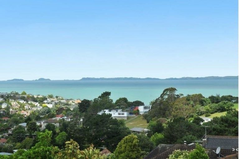 Photo of property in 51 Bellbird Rise, Murrays Bay, Auckland, 0630