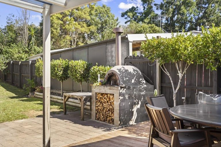 Photo of property in 13 Matipo Crescent, Pukete, Hamilton, 3200