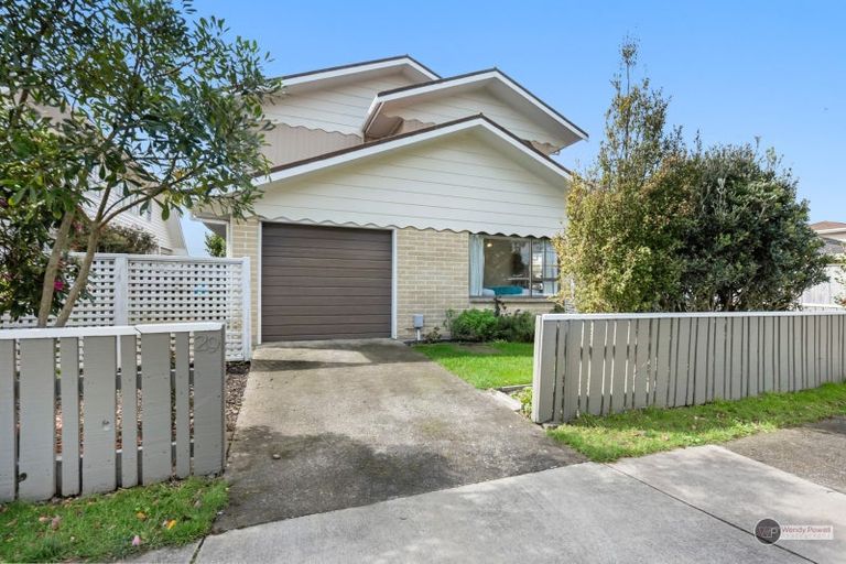 Photo of property in 1/29 Saint Columbans Grove, Boulcott, Lower Hutt, 5010
