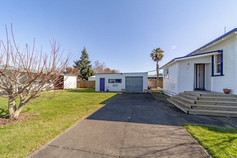 Photo of property in 18 Francis Drake Street, Waipukurau, 4200