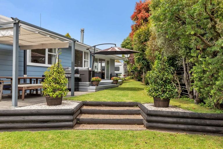 Photo of property in 55 Welcome Bay Road, Welcome Bay, Tauranga, 3112