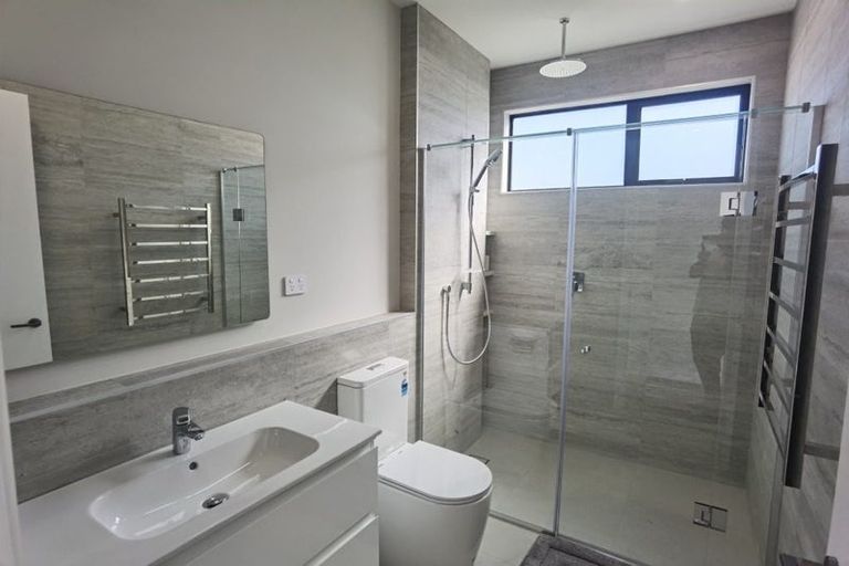 Photo of property in 32 Yellow Pear Lane, Karaka, 2578