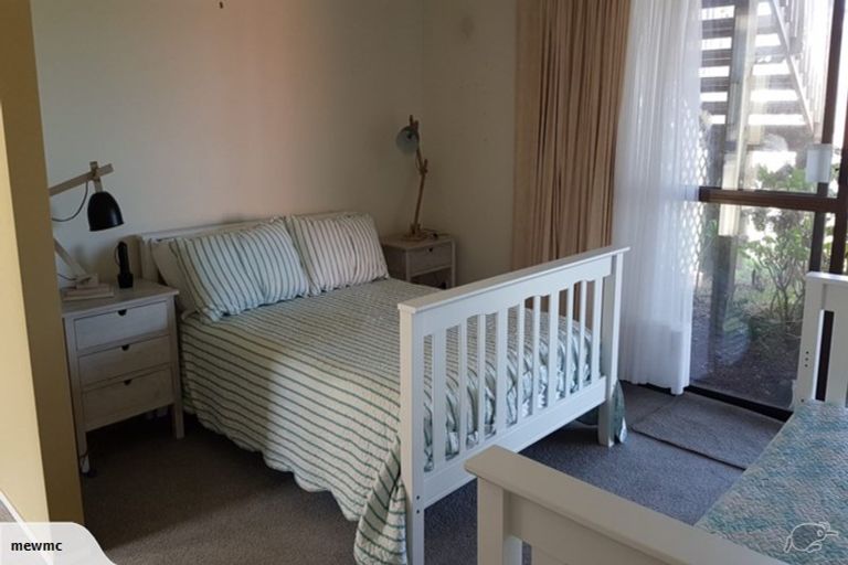 Photo of property in 3 Caroline Heights, Omaha, 0986