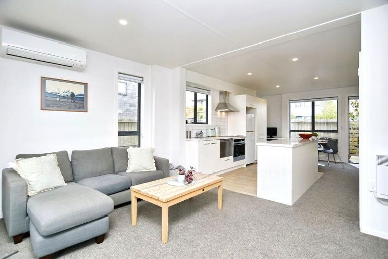 Photo of property in 14/14 Buffon Street, Waltham, Christchurch, 8023