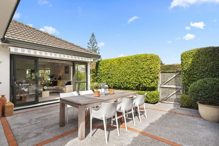 Photo of property in 3/34 Parkhill Road, Mellons Bay, Auckland, 2014