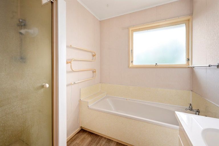 Photo of property in 24 Kenrick Road, Pukehangi, Rotorua, 3015