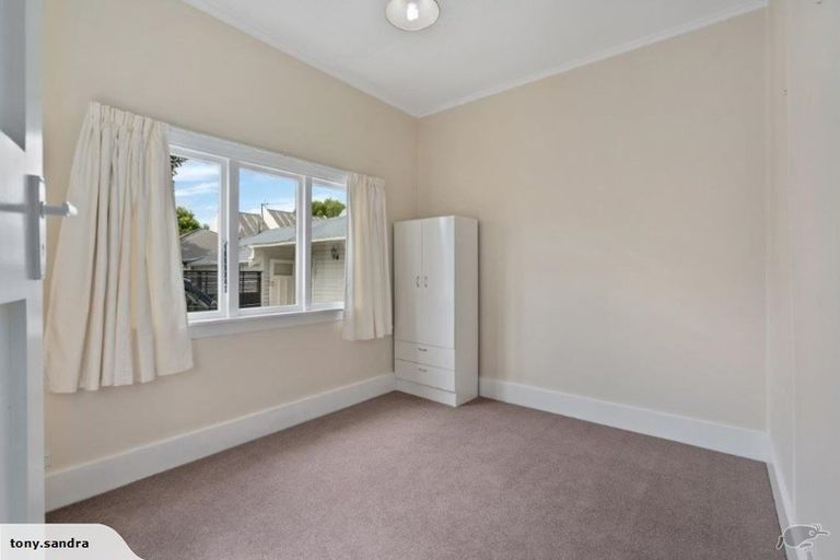 Photo of property in 1/12 Hewitts Road, Merivale, Christchurch, 8014
