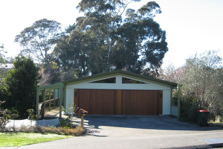 Photo of property in 19 Busby Hill, Havelock North, 4130