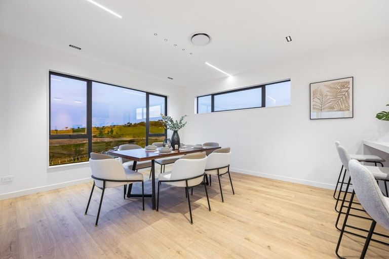 Photo of property in 57 Matangi View Drive, Orewa, 0931