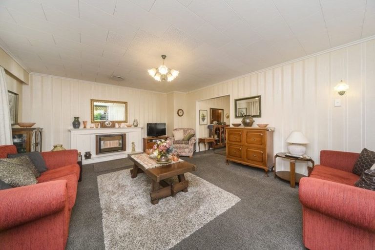 Photo of property in 15 Wallace Place, Hokowhitu, Palmerston North, 4410