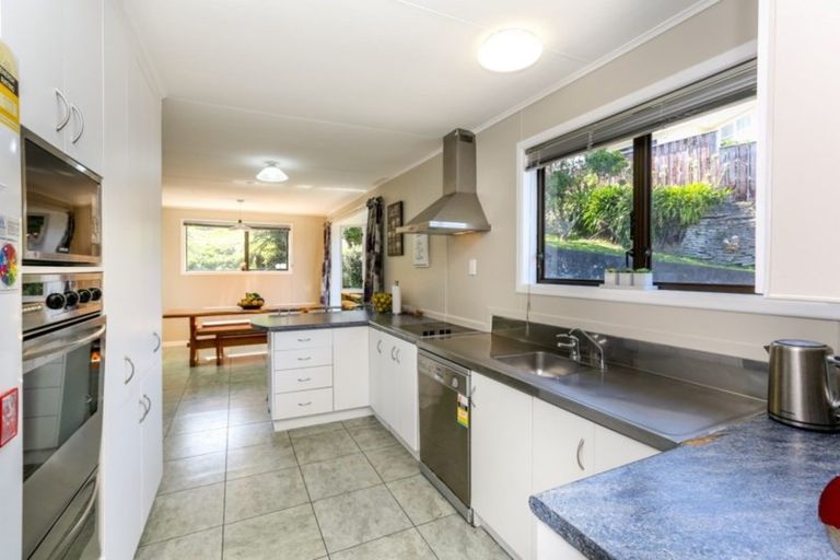 Photo of property in 117 Omata Road, Marfell, New Plymouth, 4310