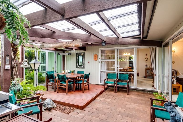 Photo of property in 24 Oriel Place, Pirimai, Napier, 4112