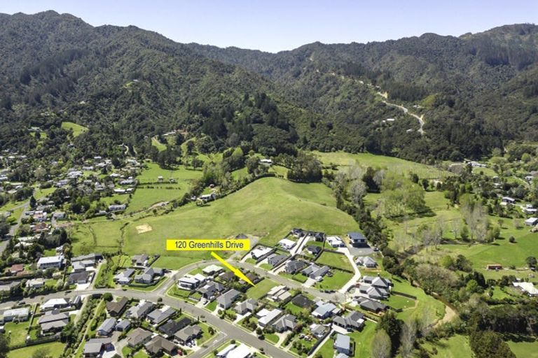 Photo of property in 120 Greenhills Drive, Coromandel, 3506