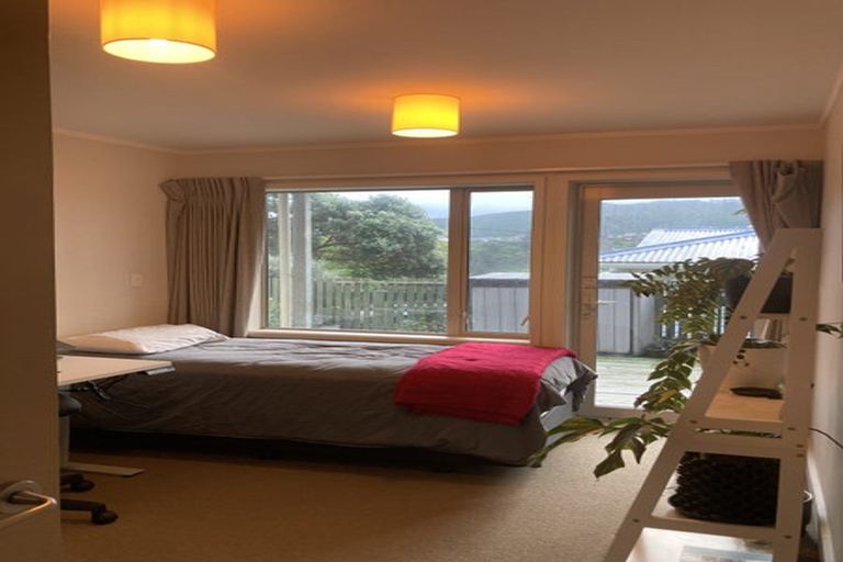 Photo of property in 2 Gowrie Street, Brooklyn, Wellington, 6021