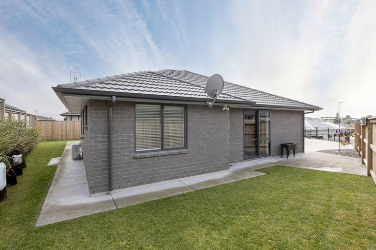 Photo of property in 5 Nottingham Road, Omokoroa, 3114