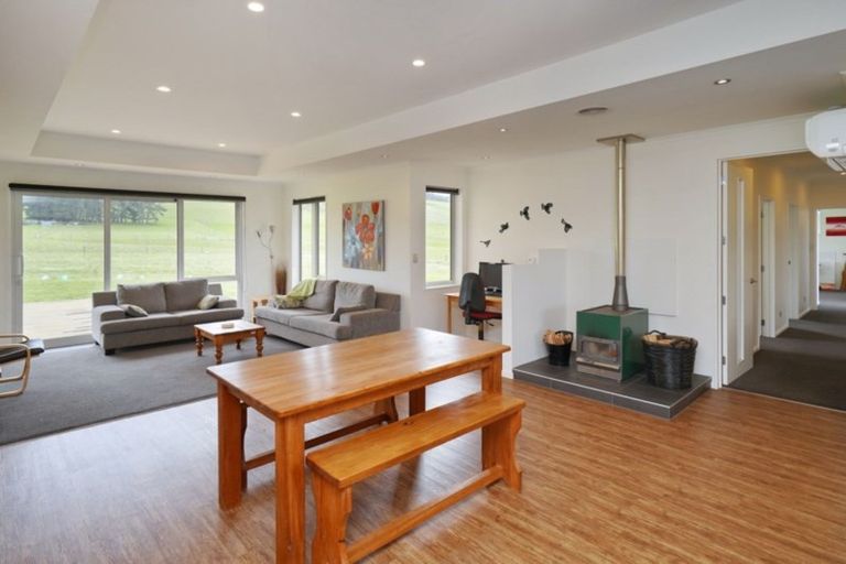 Photo of property in 330 Catherwoods Road, Cust, Rangiora, 7471