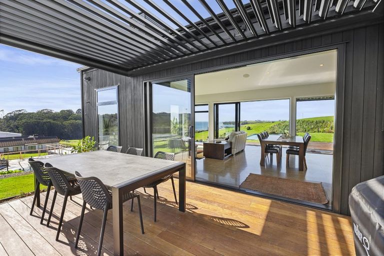 Photo of property in 26 Taha Puke Road, Okura Bush, Albany, 0794