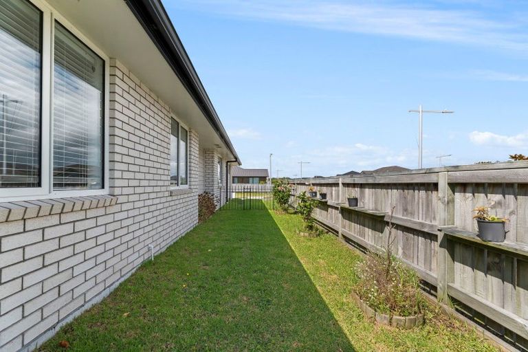 Photo of property in 31 Te Wharo Drive, Papamoa, 3118
