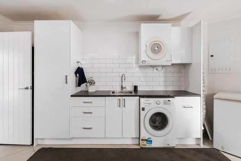 Photo of property in 1 Anglers Way, Omokoroa, 3114