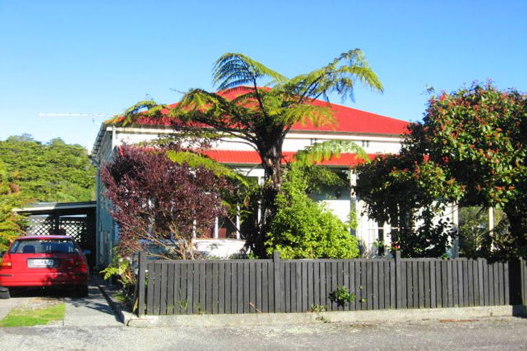 Photo of property in 43 Shakespeare Street, Greymouth, 7805