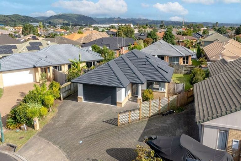 Photo of property in 19 Crichton Terrace, Mount Maunganui, 3116