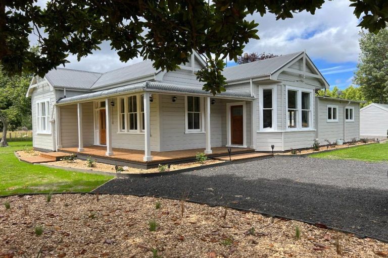 Photo of property in 11 Waihi Falls Road, Waione, Dannevirke, 4971