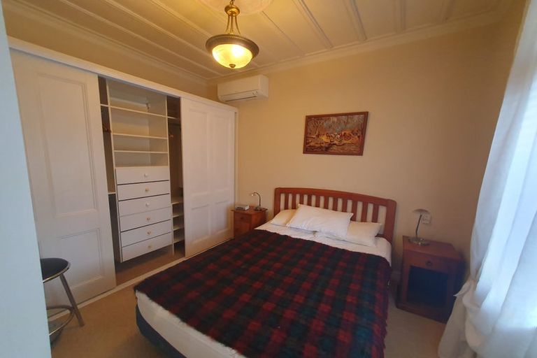 Photo of property in 9 Hastings Parade, Devonport, Auckland, 0624