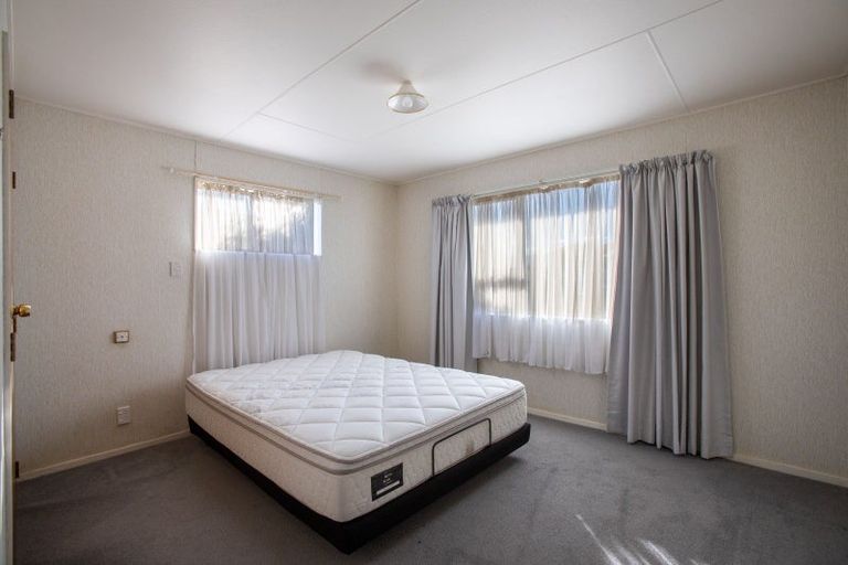 Photo of property in 28b Pollen Street, Woodville, 4920