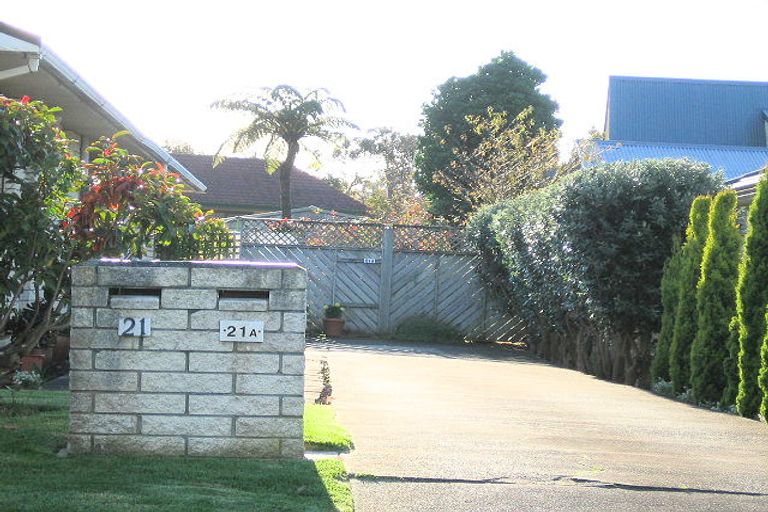 Photo of property in 2/21 Warrimoo Street, Paraparaumu, 5032