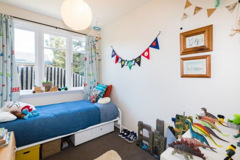 Photo of property in 41 Falcon Street, New Brighton, Christchurch, 8061