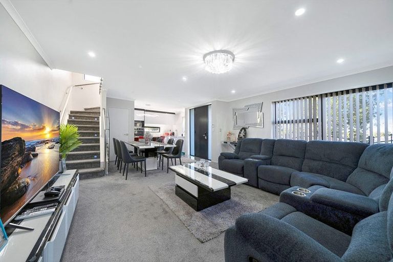 Photo of property in 36 Christmas Road, Manurewa, Auckland, 2102