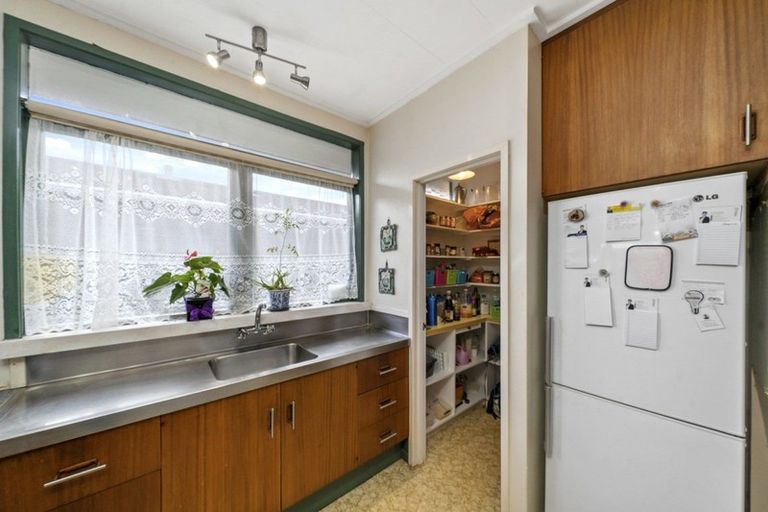 Photo of property in 41 Marlborough Street, Levin, 5510