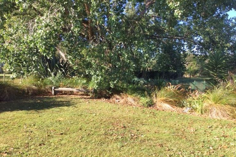 Photo of property in 17 Old Woodcocks Road, Kaipara Flats, Warkworth, 0981