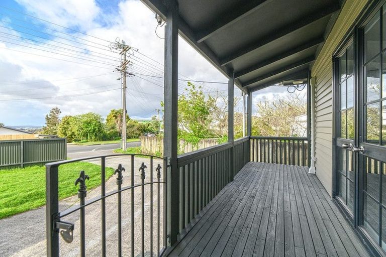 Photo of property in 276 Sturges Road, Henderson, Auckland, 0612