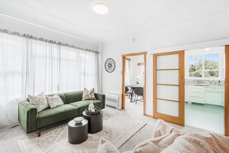 Photo of property in 57 Hargest Crescent, Saint Kilda, Dunedin, 9012