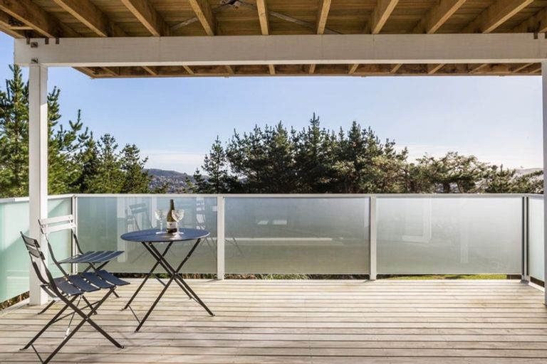 Photo of property in 145 Endeavour Drive, Whitby, Porirua, 5024