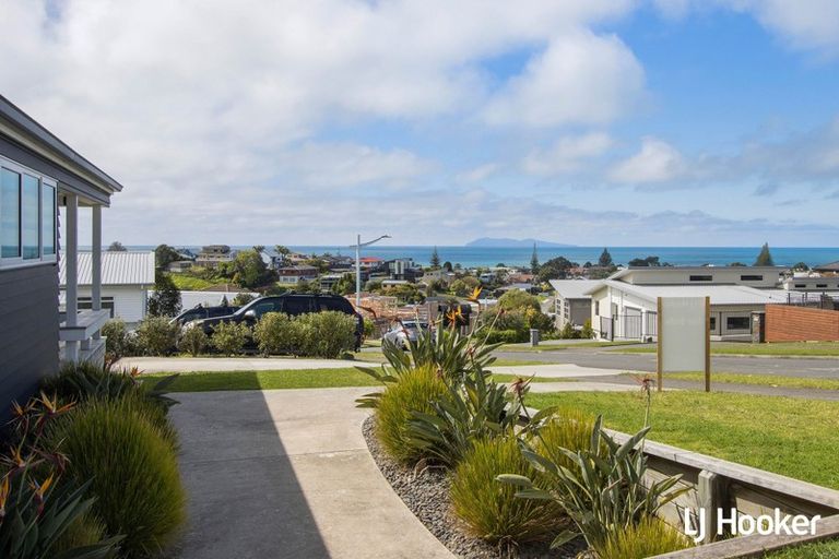 Photo of property in 26 Tohora View, Waihi Beach, 3611