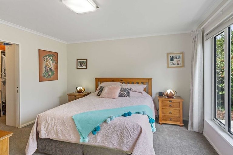 Photo of property in 32 Sylvia Street, Parklands, Christchurch, 8083