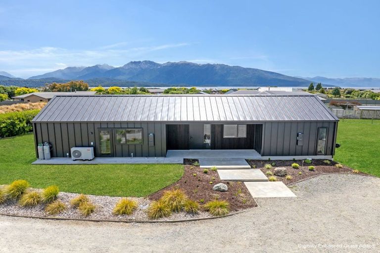 Photo of property in 49 Pukutahi Drive, Te Anau, 9600