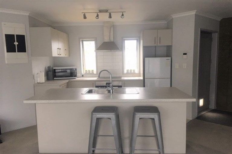 Photo of property in 2/925 Whangaparaoa Road, Manly, Whangaparaoa, 0930