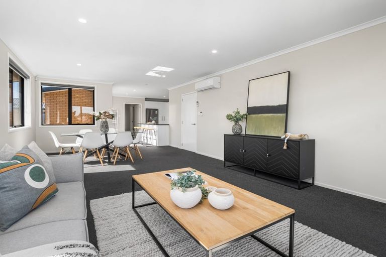 Photo of property in 22 Meyer Crescent, Halswell, Christchurch, 8025