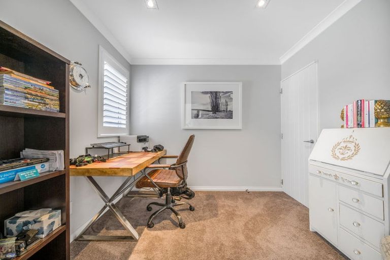 Photo of property in 18 Taunton Place, Rangiora, 7400