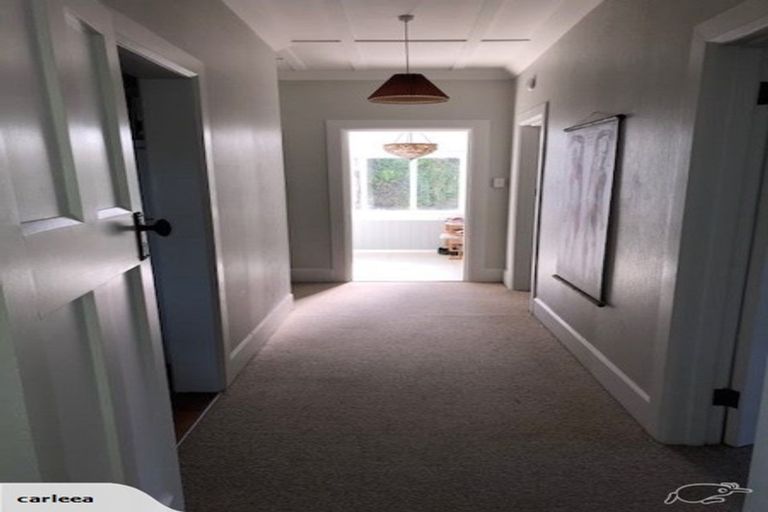 Photo of property in 25 Cobden Road, Bluff Hill, Napier, 4110