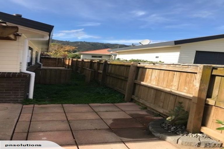 Photo of property in 140b Stokes Valley Road, Stokes Valley, Lower Hutt, 5019