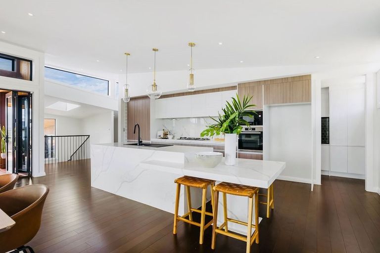 Photo of property in 31 Dunvegan Rise, East Tamaki Heights, Auckland, 2016