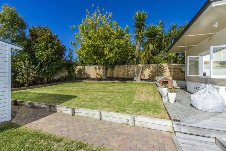 Photo of property in 7 Preston Avenue, Belmont, Auckland, 0622