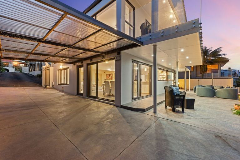 Photo of property in 2/10 Lilford Place, Half Moon Bay, Auckland, 2012