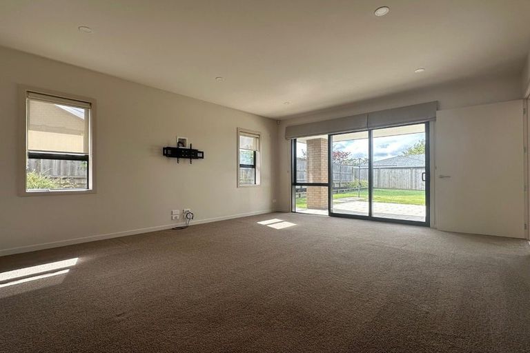 Photo of property in 6 Deol Drive, Pukekohe, 2120